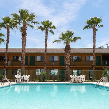 Budgetel Inn & Suites Yuma Exterior photo